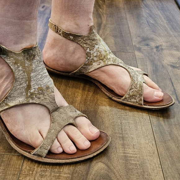 Cydwoq hand-made ladies sandals 39 - Picture 3 of 10